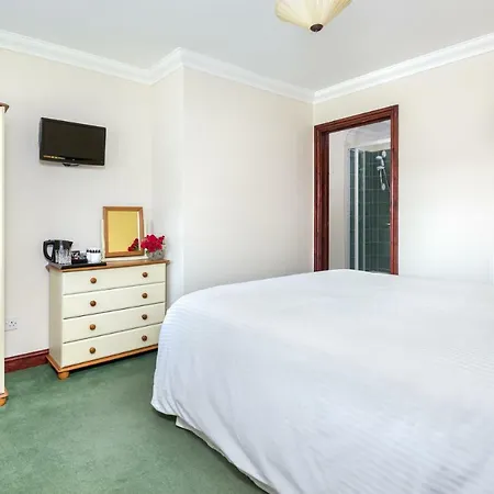 Meadow View 3*